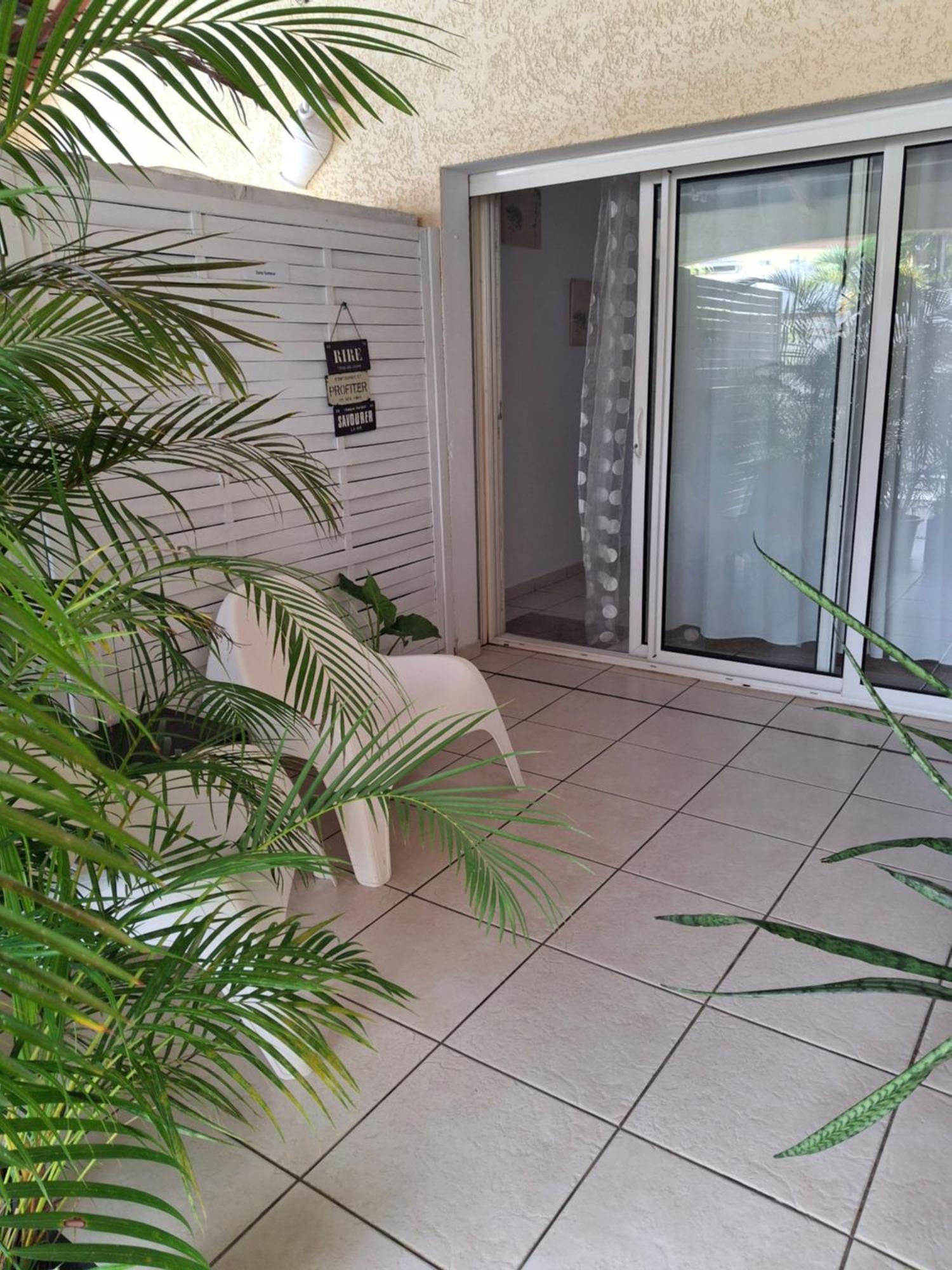 Frederic Francois Apartment Le Tampon Exterior photo